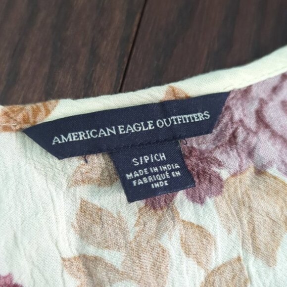 American Eagle cold shoulder floral blouse - Picture 7 of 9